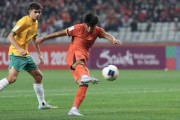 【U20亚洲杯】蒯纪闻凌空斩 国青1比2澳大利亚